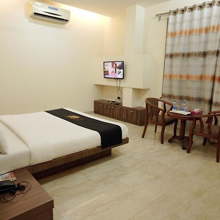 Hotel Kushala Executive Inn Thane Exterior foto